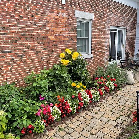 Dodds Brick House Bed & Breakfast North Hero Bagian luar foto