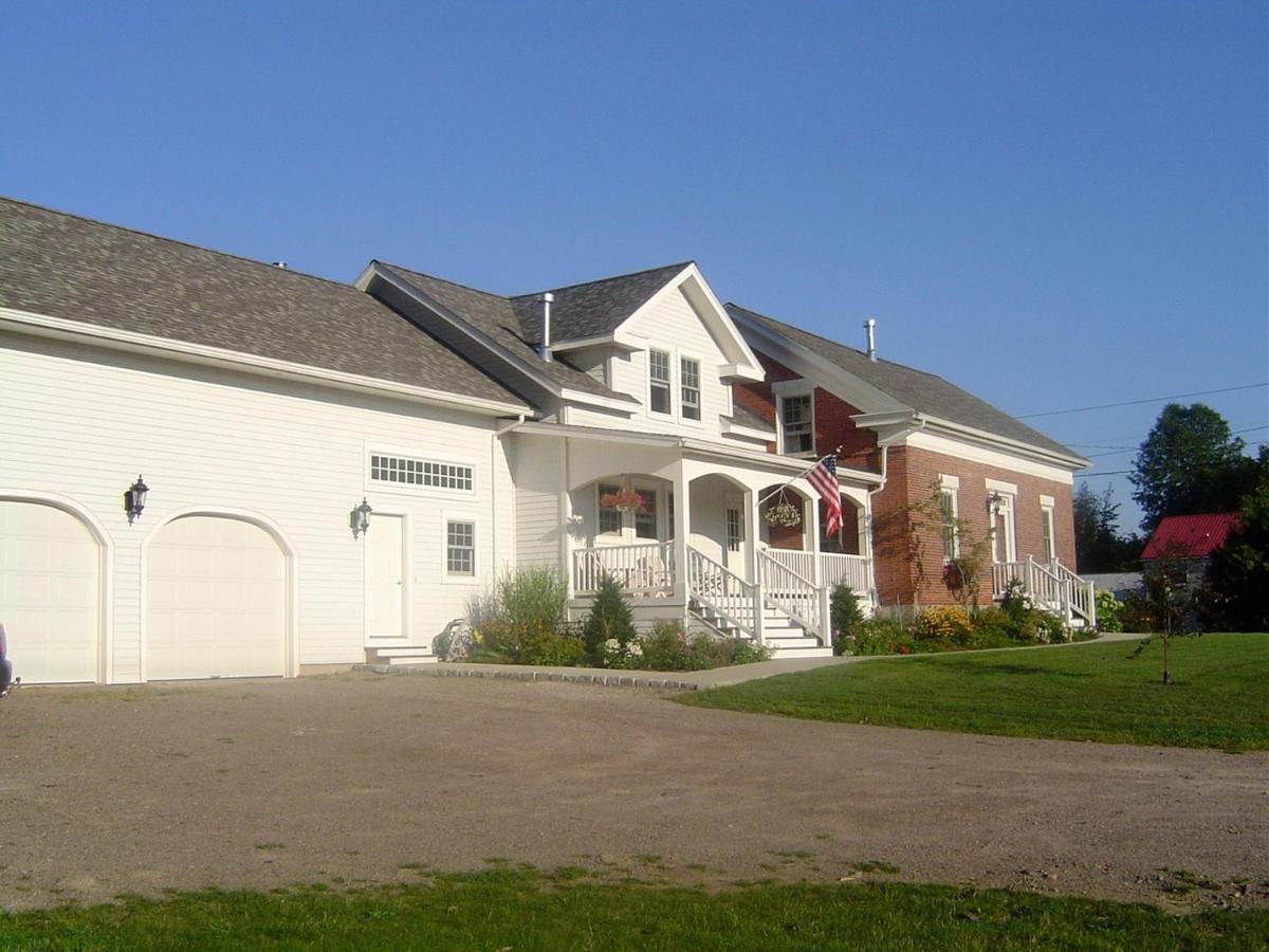 Dodds Brick House Bed & Breakfast North Hero Bagian luar foto