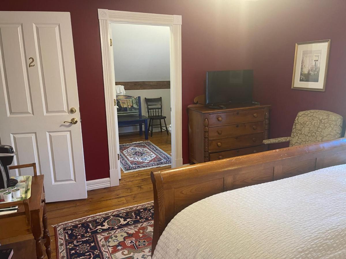 Dodds Brick House Bed & Breakfast North Hero Bagian luar foto