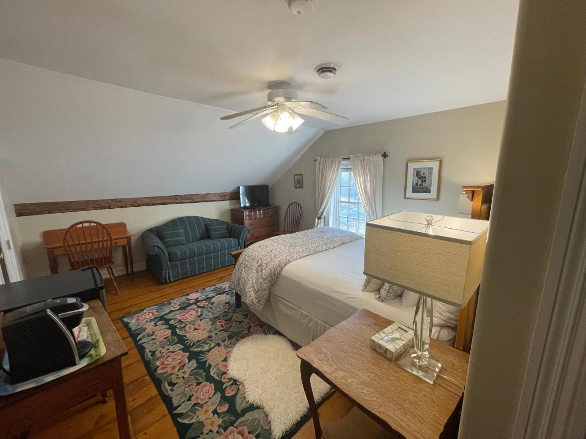 Dodds Brick House Bed & Breakfast North Hero Bagian luar foto