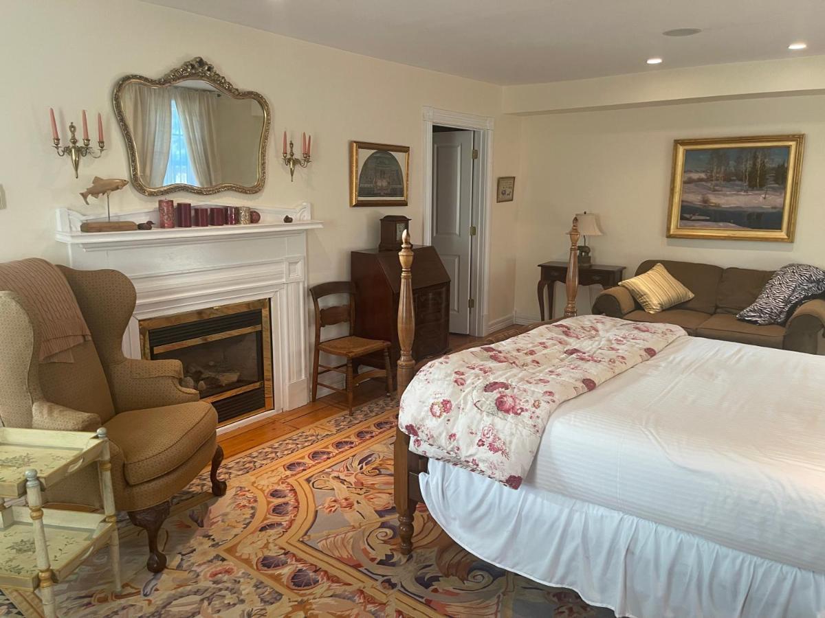 Dodds Brick House Bed & Breakfast North Hero Bagian luar foto